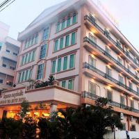 Douangpraseuth Hotel 