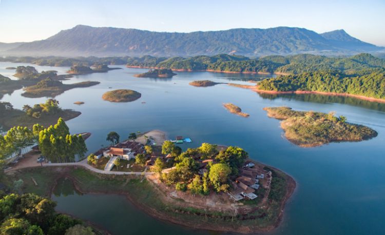 Classic Laos Biking Tour