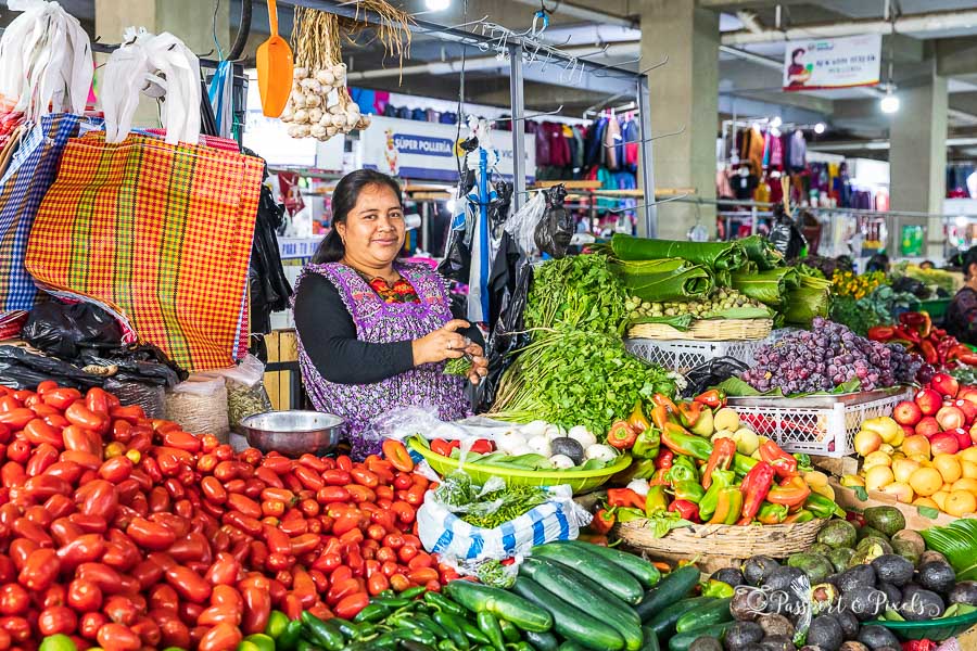 Visit Morning Market to admire daily life
