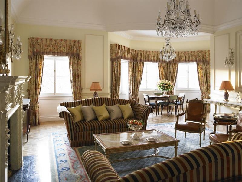 Prince Of Wales Suite