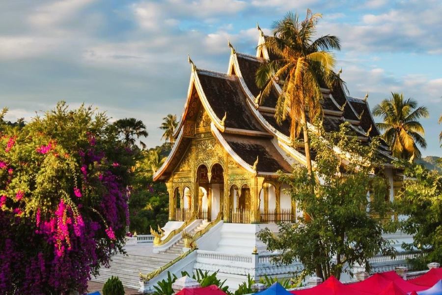 Laos Travel Tips