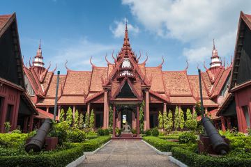 Phnom Penh – Siem Reap Regular Tour