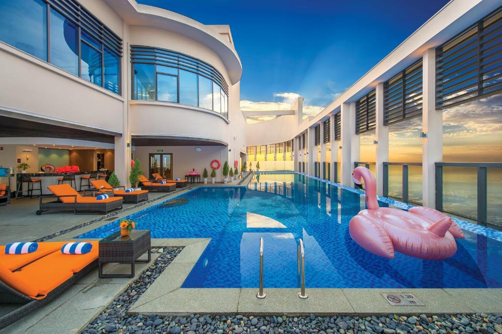 Altara Suites Danang by AHG
