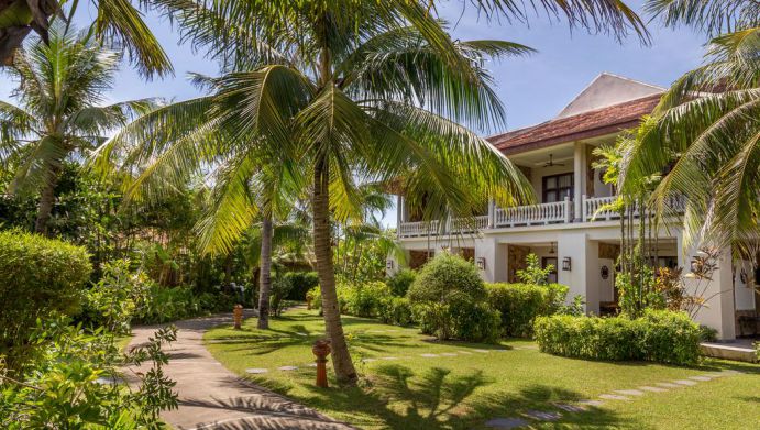 Lapochine Beach Resort (Formerly Ana Mandara Hue)