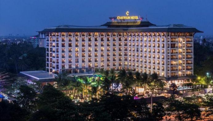 Chatrium Hotel Royal Lake Yangon