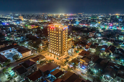 Ritz Grand Hotel Mandalay