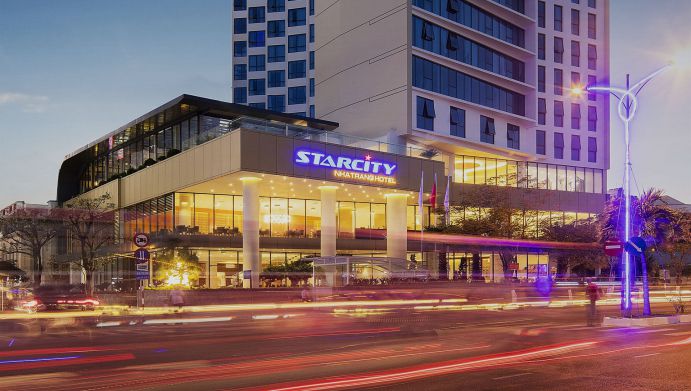 Starcity Hotel and Condotel Beachfront Nha Trang