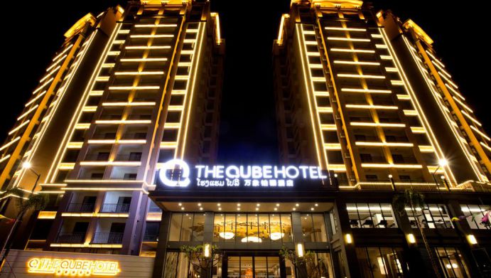 The Qube Hotel & Suite Vientiane