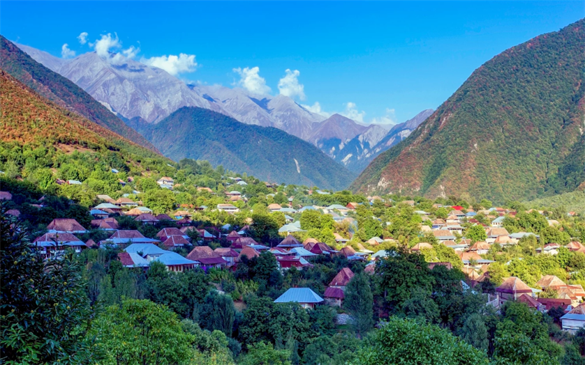 Tour du lịch Azerbaijan – Gruzia: Cung đường Kavkaz huyền thoại tháng 5