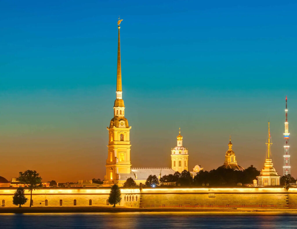 Pháo đài Peter & Paul: trung tâm lịch sử của thành phố St.Petersburg