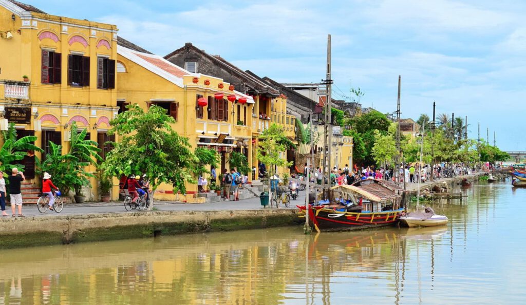DU LỊCH MIỀN TRUNG